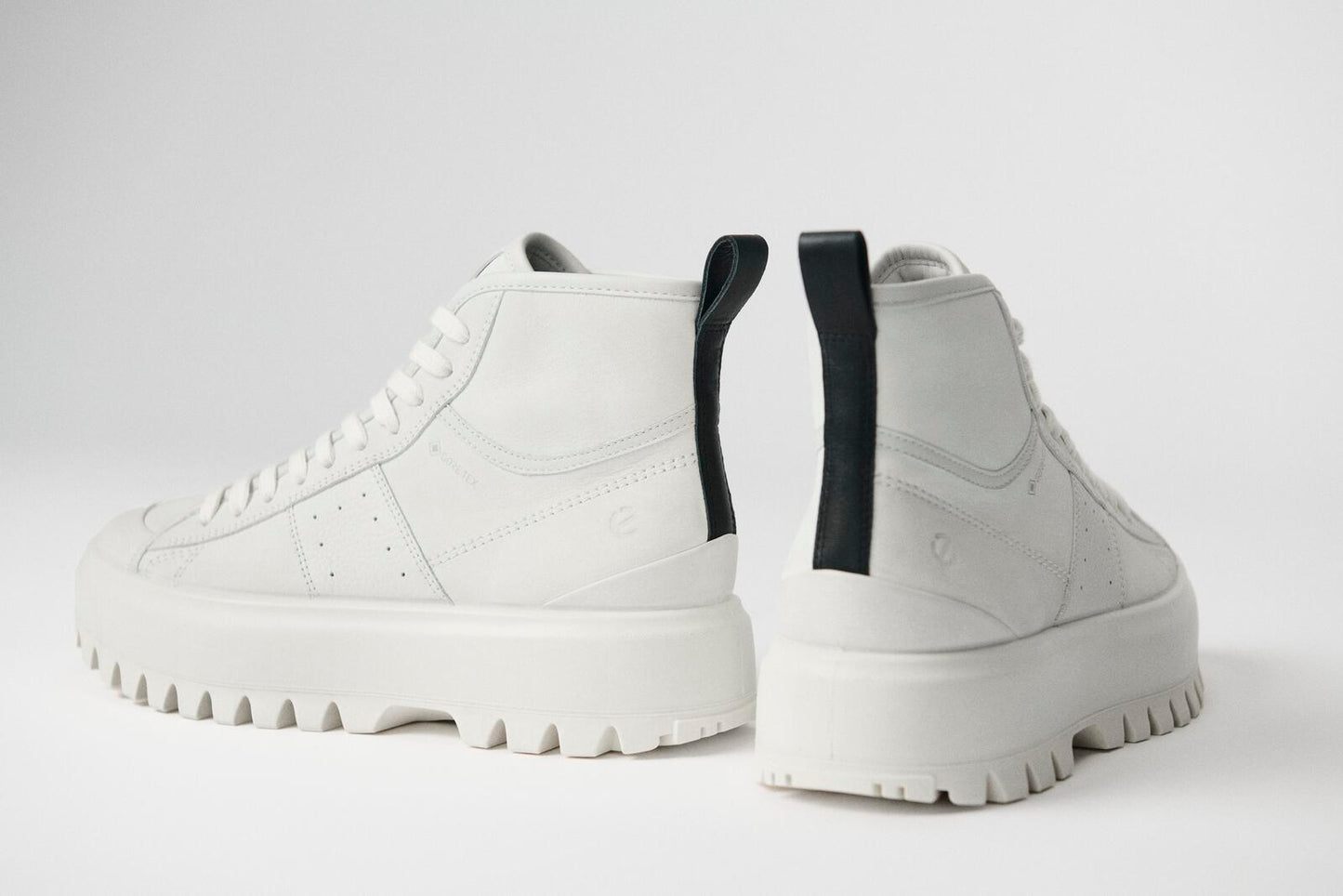 ECCO Womens Street Ace Rugged