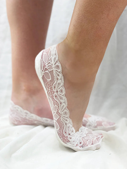 MINX LACE WHITE SOCKETTE